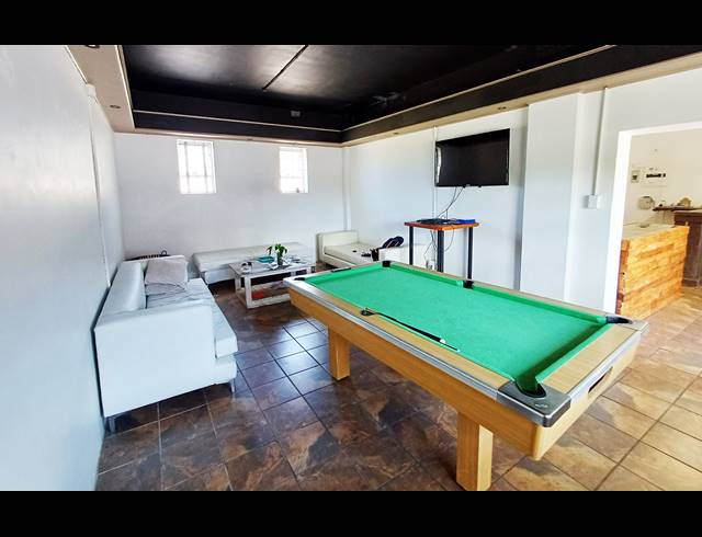 66M² BUSINESS CENTRE FOR SALE IN KLEINMOND CENTRAL